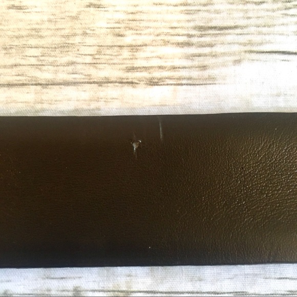 🔥3/$10 or 5/$15 SALE🔥 Men’s Belt Dark Brown Size 30 Silver Buckle - Picture 6 of 15